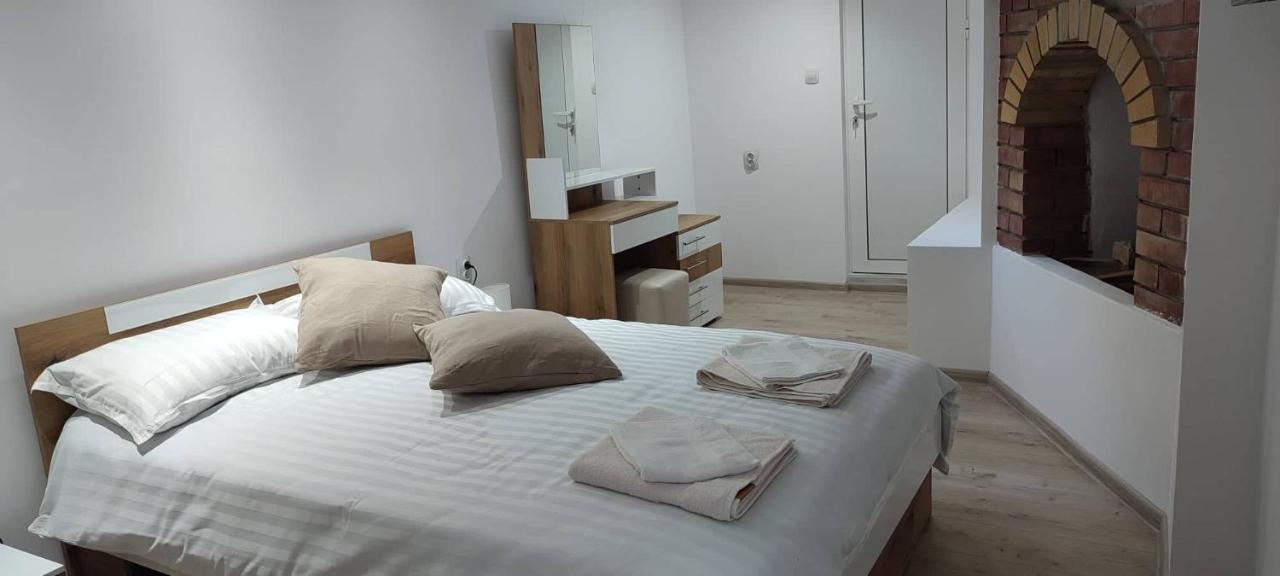 Arts Guest House -Beautiful Villa For 6 Persons Weliko Tarnowo Exterior foto